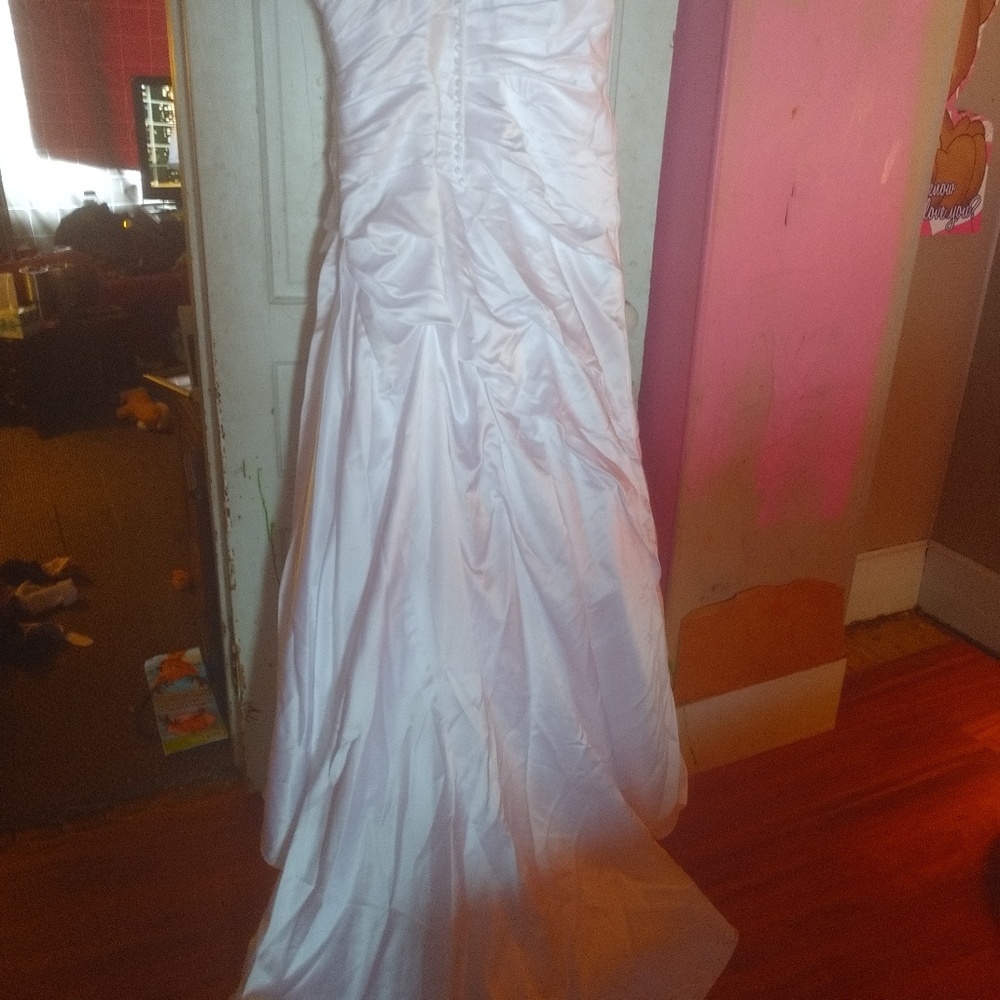 Wedding dress